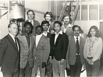 The BCAE 1974 Graduate Diploma Class of Malting and Brewing. (Cat.No.6593)