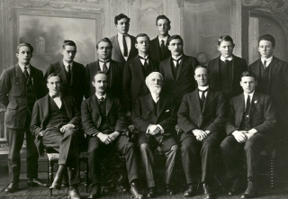 SMB Magazine Committee 1918 (Cat.No.412)